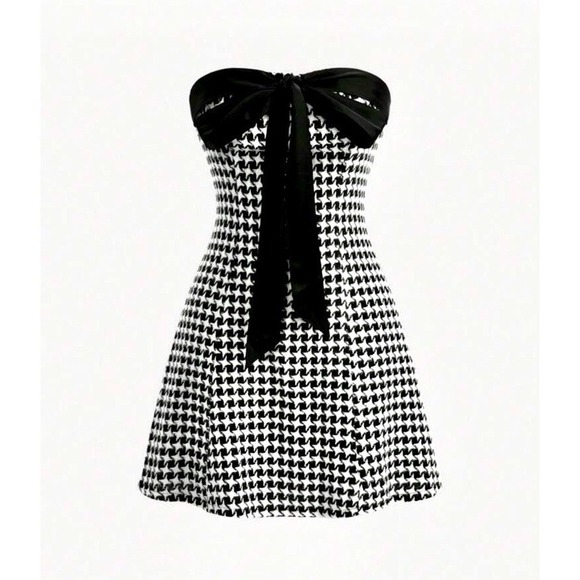 The Unbranded Brand Dresses & Skirts - Houndstooth Strapless Mini Dress Women's Small Black White Stretch Casual Party